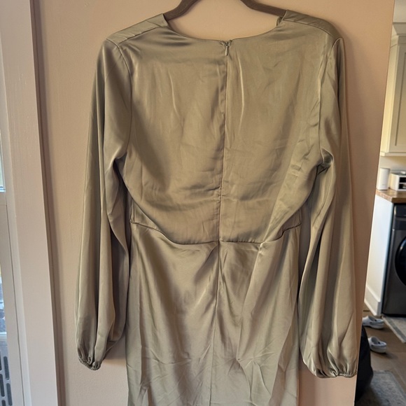 Billy J Dress - Picture 4 of 5